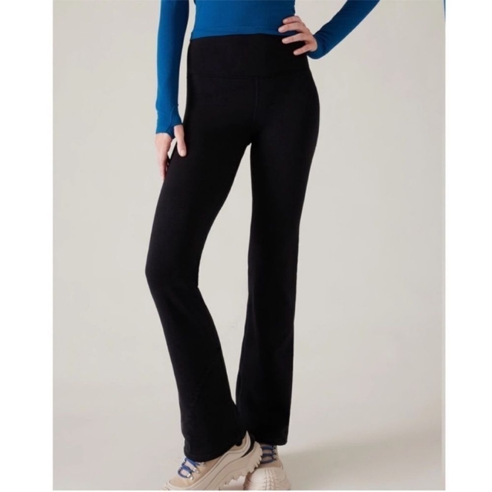 EUC ATHLETA SMALL PETITE straight leg LEGGINGS
